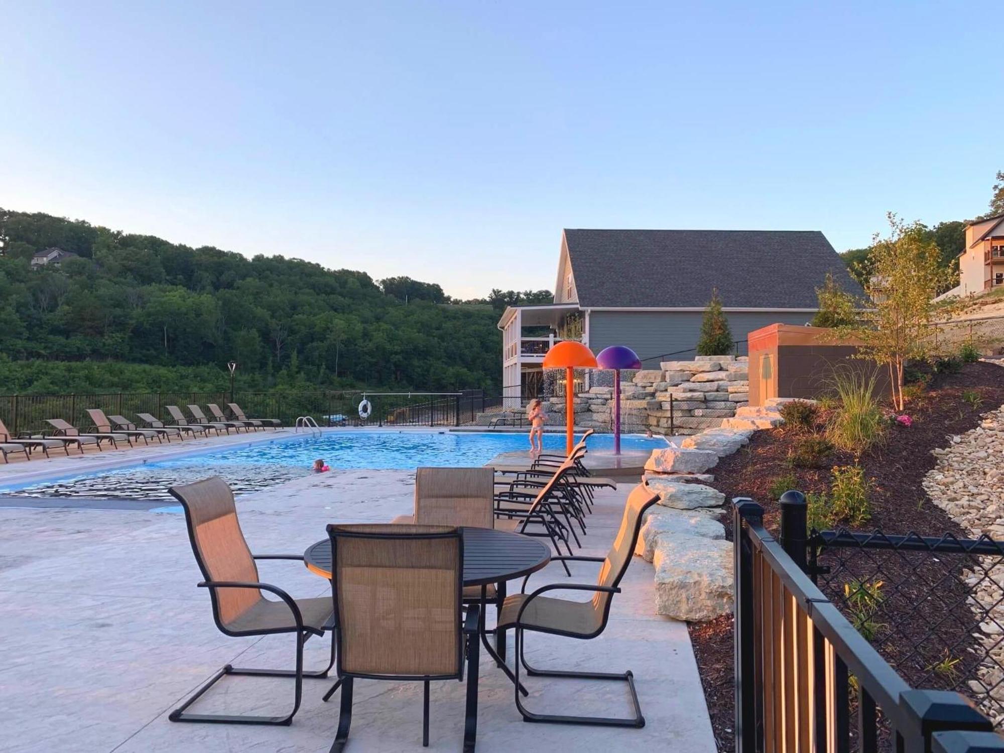 Chateau On The Cove Branson Exterior foto